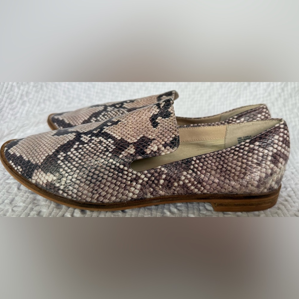 Levity Carla Python Snake Print Cutout Loafers Flats Size 10